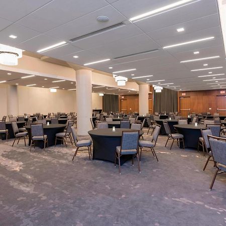 Courtyard By Marriott Waterloo Cedar Falls Екстер'єр фото