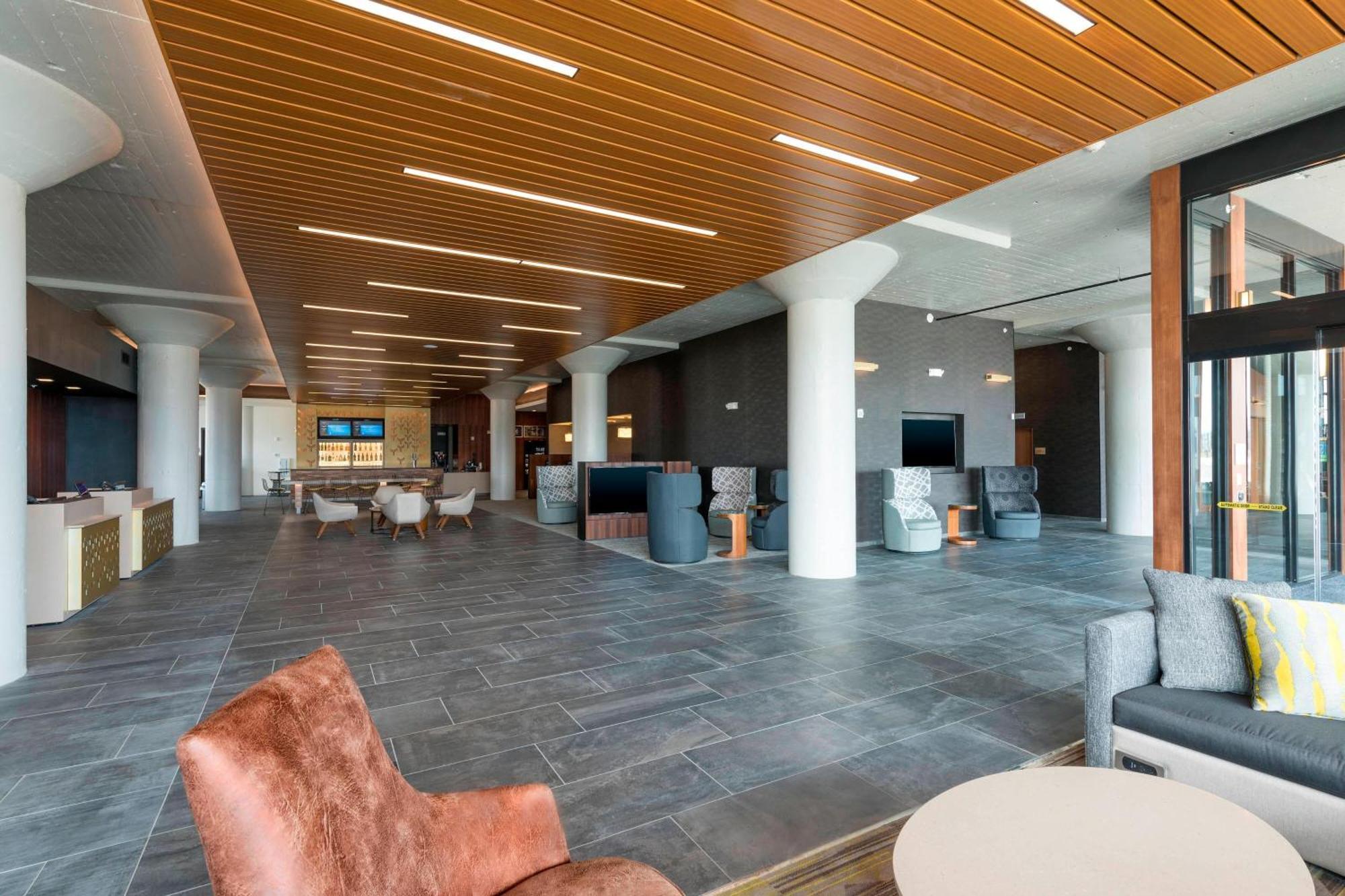 Courtyard By Marriott Waterloo Cedar Falls Екстер'єр фото